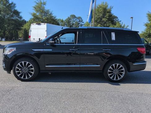 Used 2021 Lincoln Navigator Reserve AWD/4WD image 6