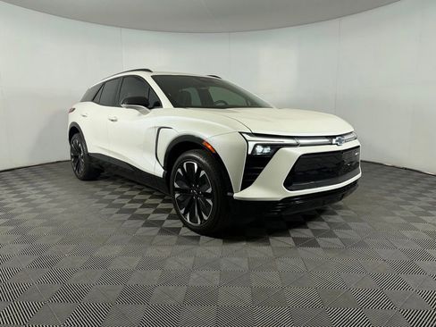 Used 2024 Chevrolet Blazer EV RS AWD/4WD image 7
