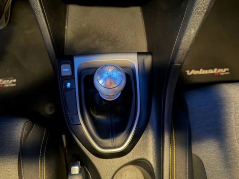 Used 2019 Hyundai Veloster Turbo R-Spec FWD image 38