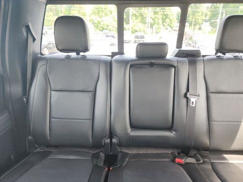 Used 2015 Ford F150 Lariat w/ Equipment Group 502A Luxury RWD image 12