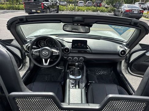 Used 2019 MAZDA MX-5 Miata Grand Touring image 36
