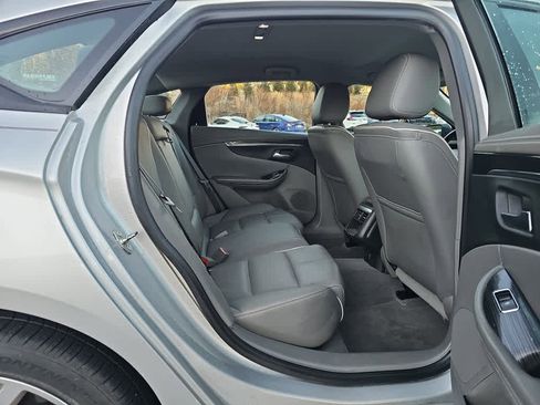 Used 2017 Chevrolet Impala Premier image 25