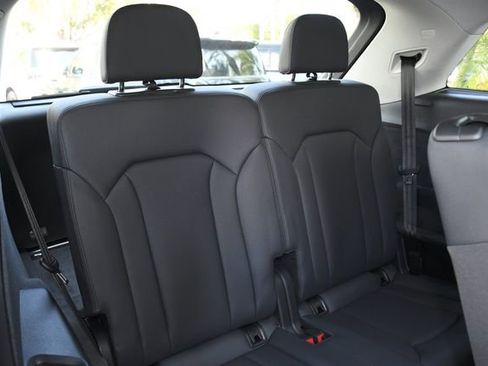 Used 2023 Audi Q7 3.0T Prestige w/ Prestige Package image 26