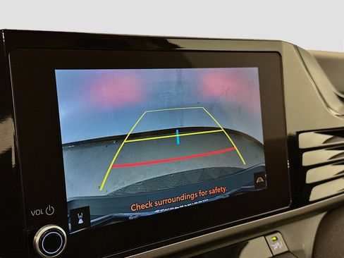 Used 2025 Toyota Camry LE image 23