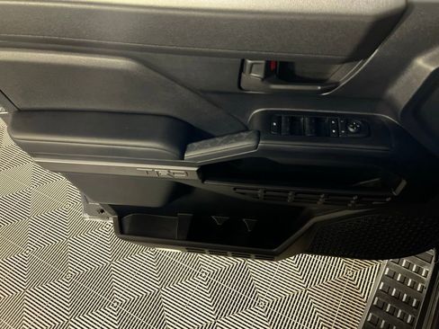 Used 2025 Toyota 4Runner TRD Off-Road image 22