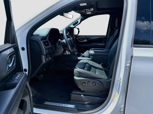 Used 2021 Chevrolet Suburban RST w/ Rear Media and Nav Package RWD image 22