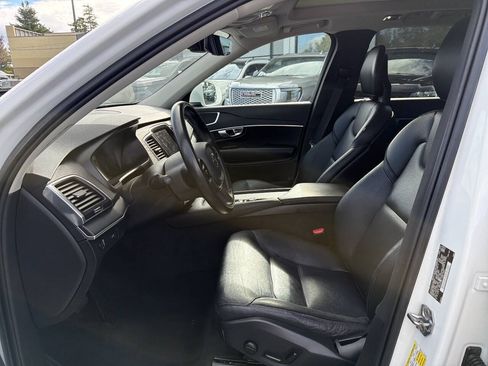 Used 2020 Volvo XC90 T5 Momentum AWD/4WD image 39