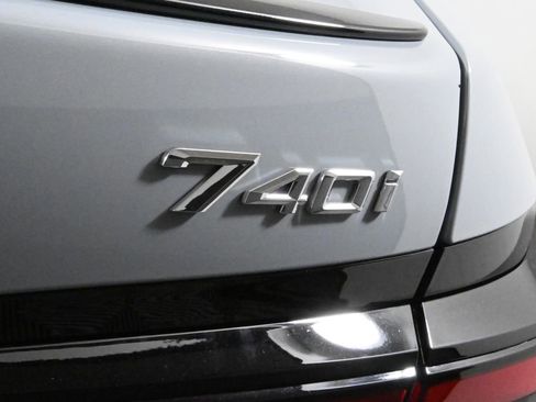 New 2025 BMW 740i xDrive image 41