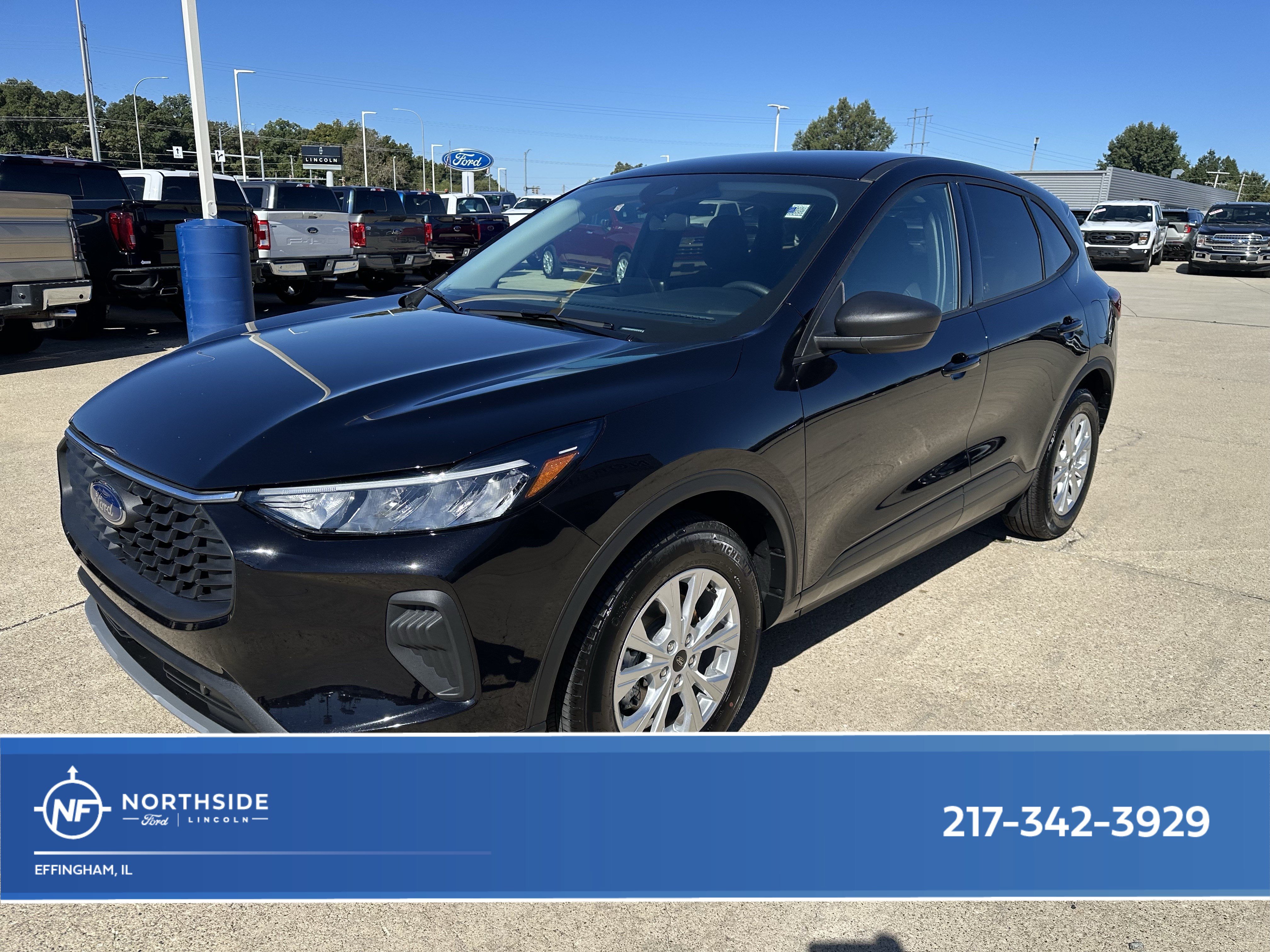 Used 2026 Ford Escape Active FWD image 1
