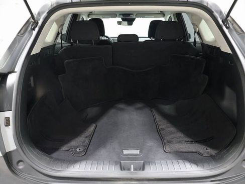 Used 2024 Kia Sportage LX image 19