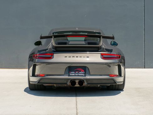 Used 2018 Porsche 911 GT3 RWD image 8