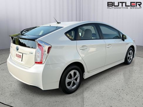 Used 2015 Toyota Prius Three FWD image 6