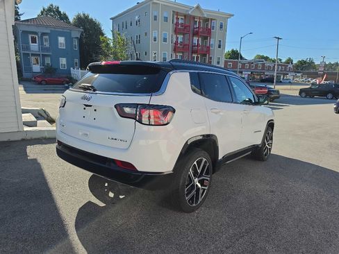 Used 2024 Jeep Compass Limited w/ Elite Group AWD/4WD image 6