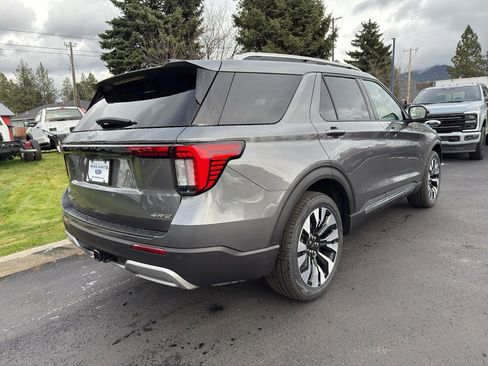 New 2026 Ford Explorer Platinum w/ LUX Leather Package image 4