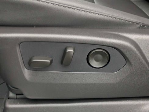 New 2026 Chevrolet Silverado 1500 LT w/ Leather Package image 19