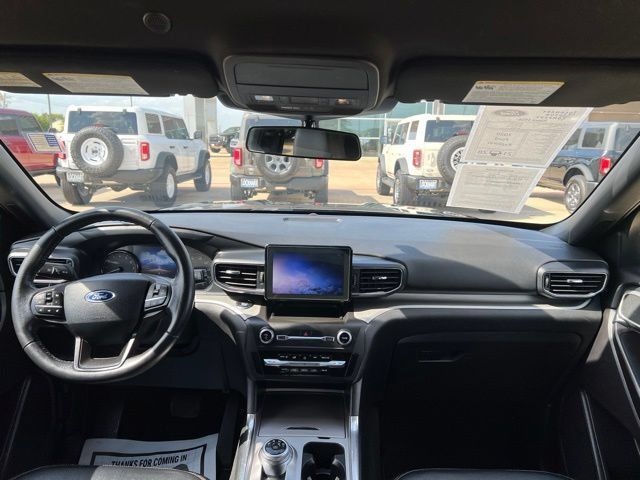 Used 2020 Ford Explorer XLT w/ Equipment Group 202A RWD image 24