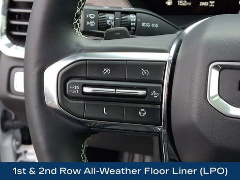 Used 2024 GMC Acadia Denali w/ Super Cruise Package image 26