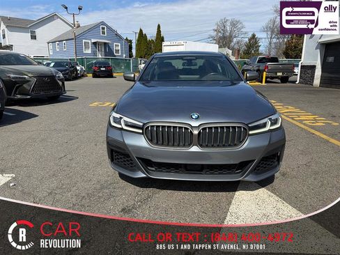 Used 2022 BMW M550i xDrive image 2