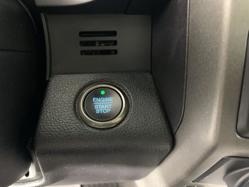 Used 2019 Ford F150 Raptor w/ Equipment Group 802A Luxury AWD/4WD image 16