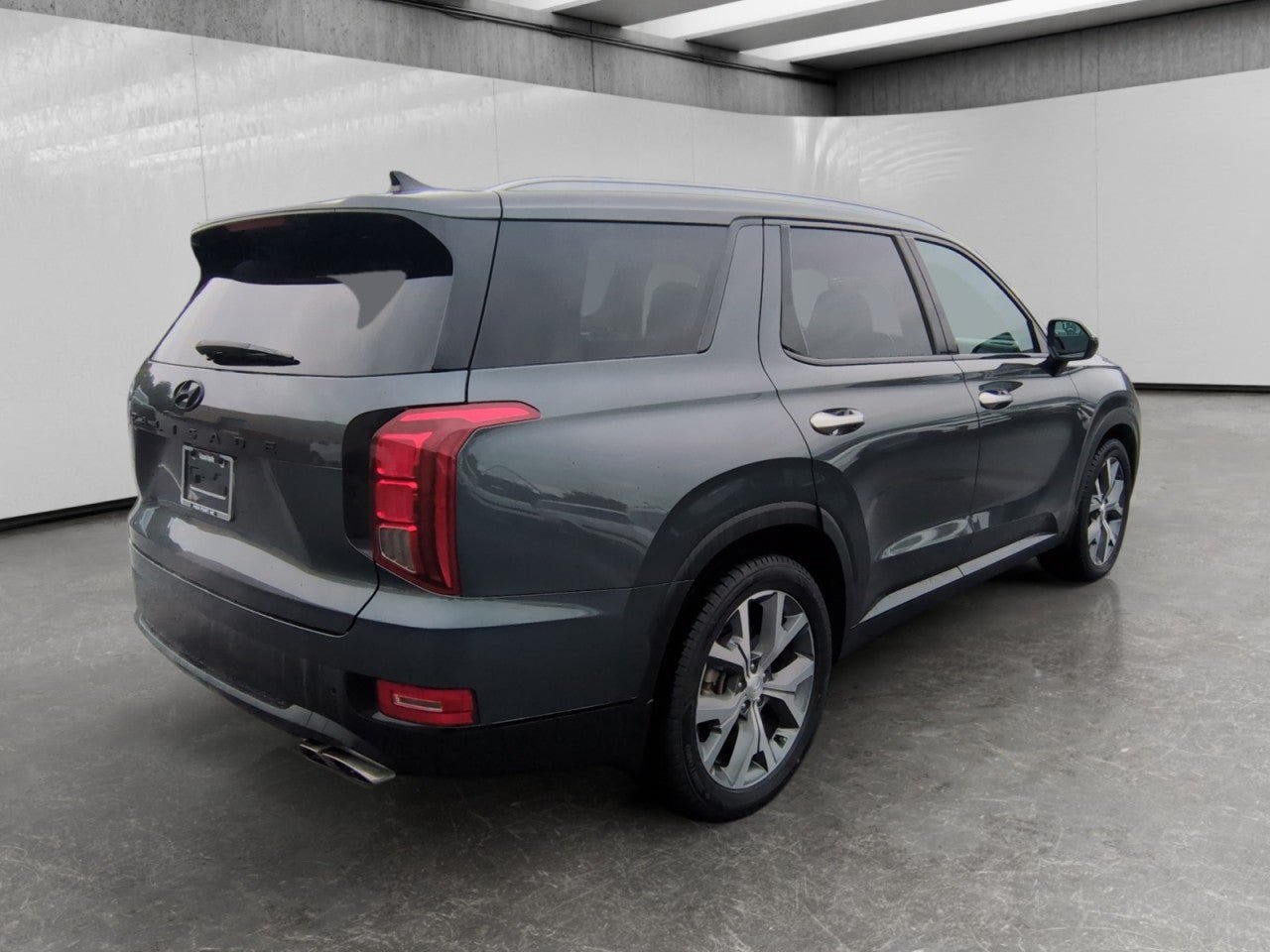 Used 2022 Hyundai Palisade SEL w/ Premium Package FWD image 7