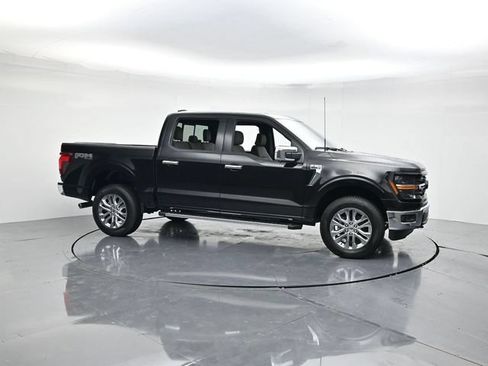 New 2026 Ford F150 XLT w/ Equipment Group 302A MID AWD/4WD image 4