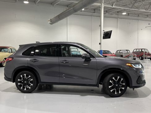 New 2026 Honda HR-V EX-L image 3