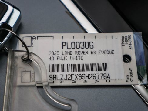 Used 2025 Land Rover Range Rover Evoque S image 38