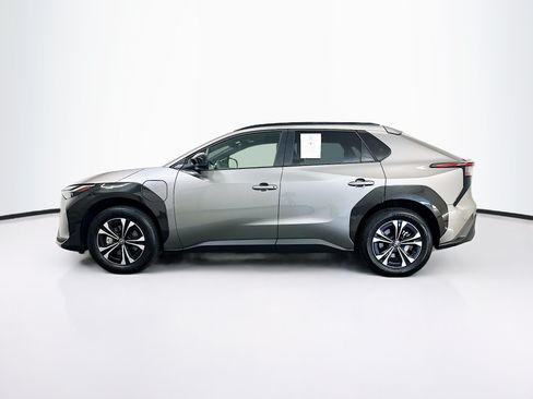 Used 2024 Toyota bZ4X AWD w/ Weather Package image 4