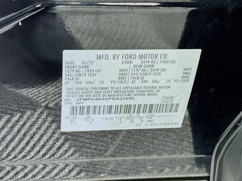 Used 2023 Ford Edge Titanium image 36