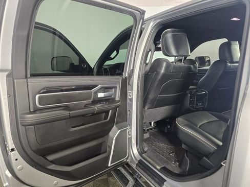 Used 2022 RAM 3500 Laramie image 16