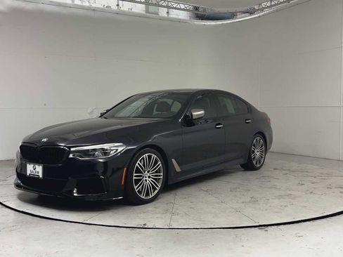 Used 2018 BMW M550i xDrive AWD/4WD image 4