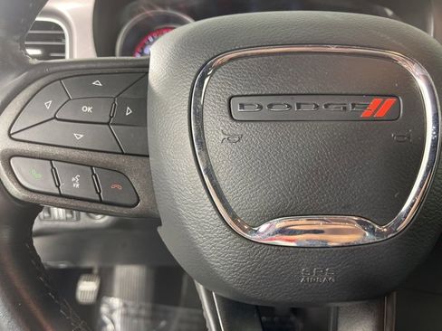 Used 2022 Dodge Charger SXT image 9
