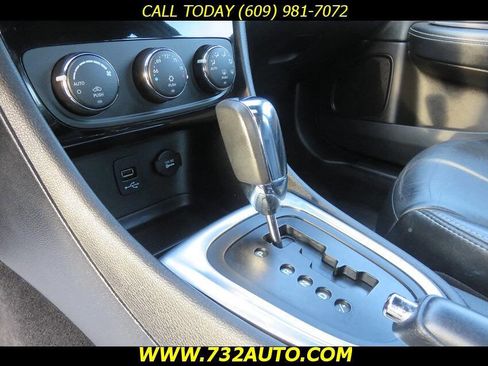 Used 2014 Chrysler 200 Limited w/ Sun/Sound Group image 13