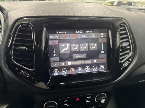 Used 2021 Jeep Compass Limited w/ Elite Exterior Group AWD/4WD image 20