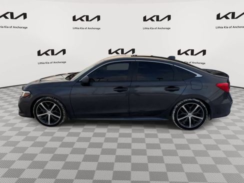 Used 2023 Honda Civic Touring image 5