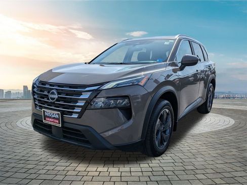 Certified 2025 Nissan Rogue SV w/ SV Premium Package image 15