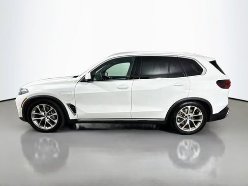 Used 2024 BMW X5 xDrive50e w/ Premium Package AWD/4WD image 4