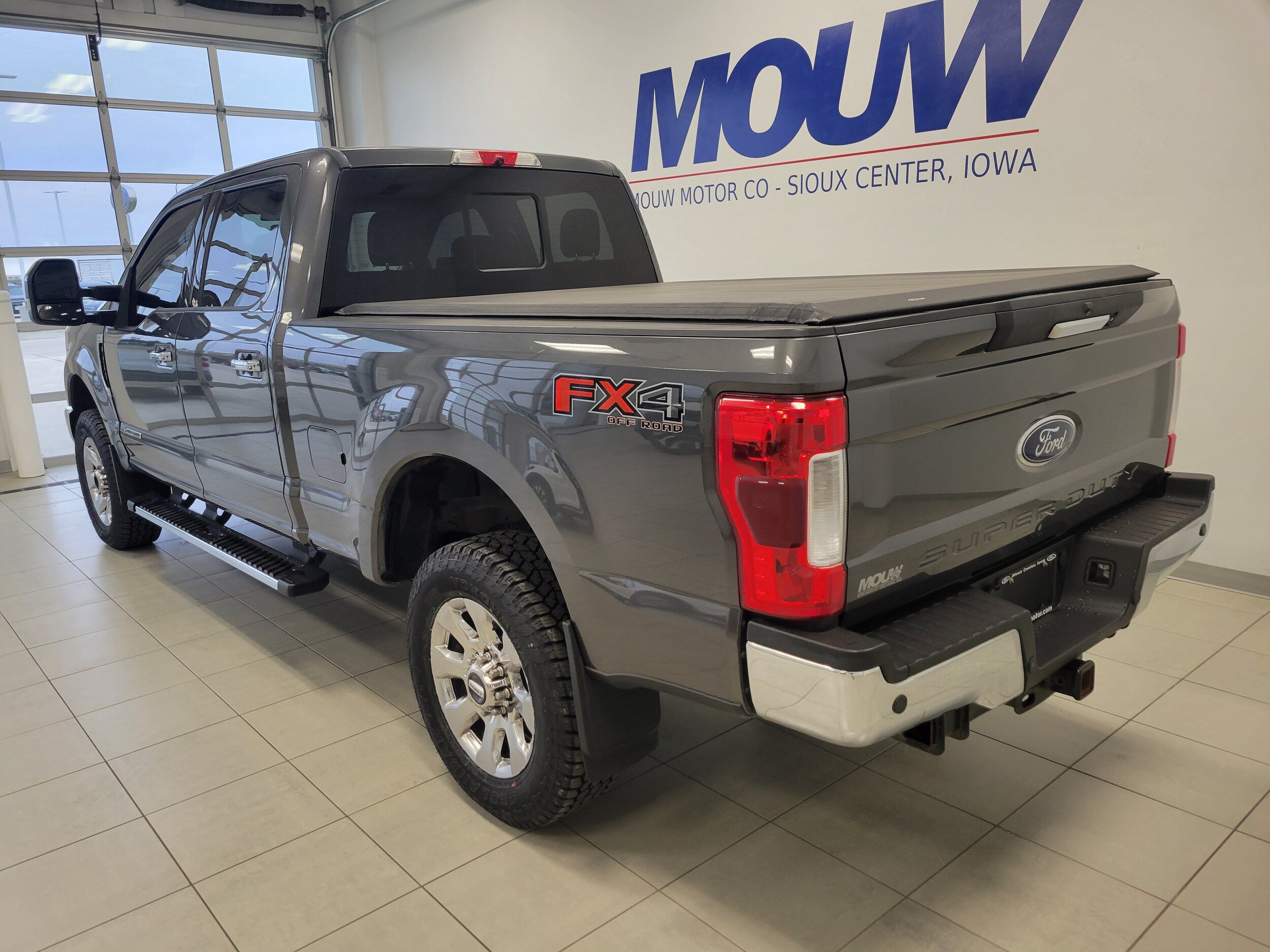 Used 2019 Ford F250 Lariat w/ Chrome Package AWD/4WD image 6