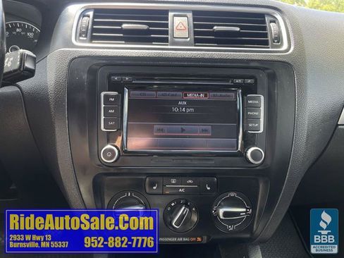 Used 2014 Volkswagen Jetta SE FWD image 20
