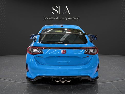 Used 2025 Honda Civic Type R image 6