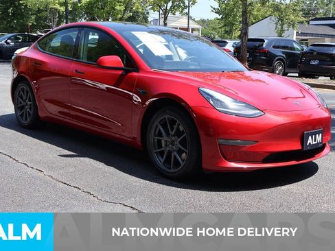 Used 2022 Tesla Model 3 Long Range AWD/4WD image 4