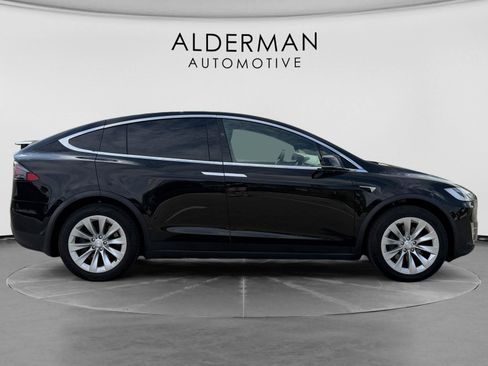 Used 2020 Tesla Model X Long Range AWD/4WD image 7
