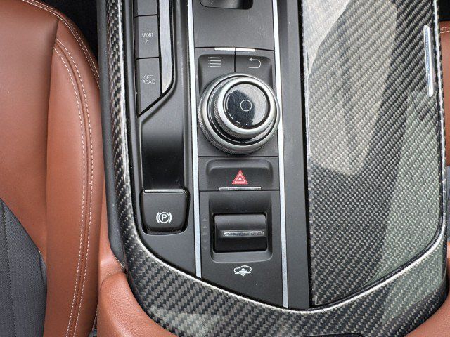 Used 2017 Maserati Levante S AWD/4WD image 26