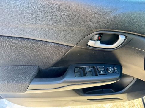 Used 2013 Honda Civic LX image 17