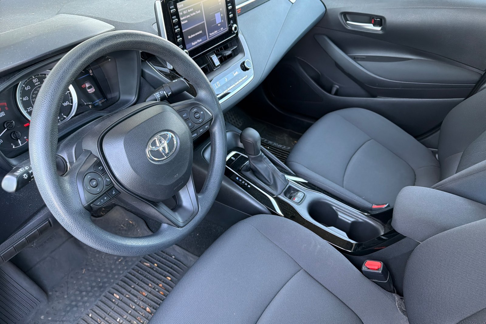 Used 2020 Toyota Corolla LE FWD image 12