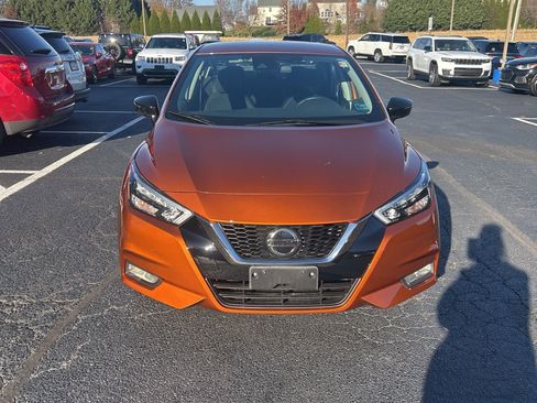 Used 2021 Nissan Versa SR image 10