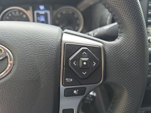 Used 2023 Toyota Tacoma SR5 w/ Technology Package AWD/4WD image 17
