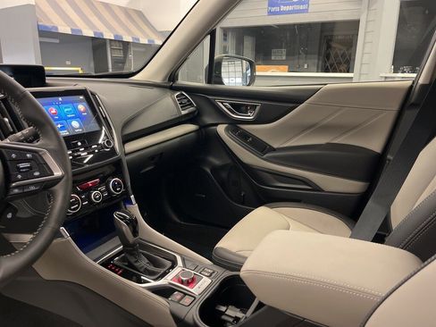 Certified 2024 Subaru Forester Limited image 24