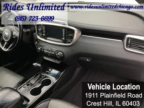 Used 2017 Kia Sorento SX image 35