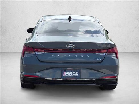 Used 2023 Hyundai Elantra Limited FWD image 13